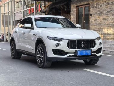 Maserati Levante 3.0T Levante — фото 3