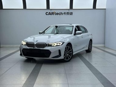 BMW 3-Series 2024, фото 1