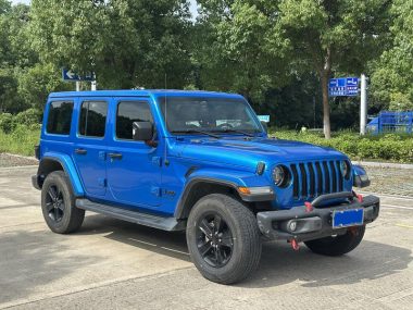 Jeep Wrangler 2.0T — фото 3