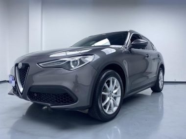 Alfa Romeo Stelvio 2022, фото 1
