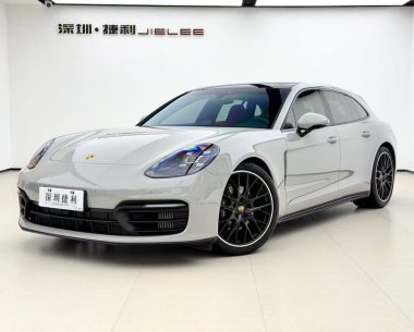 Porsche Panamera 2024, фото 1