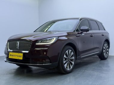 Lincoln Corsair 2021, фото 1