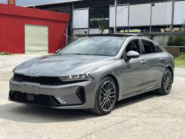 Kia K5 2021, фото 1