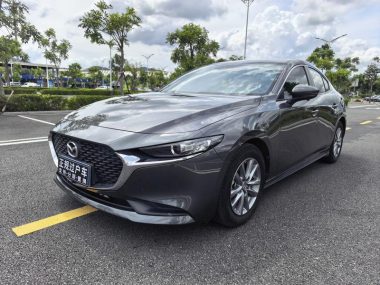 Mazda 3 2022, фото 1