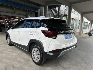 Toyota Yaris L X 1.5L CVT PLUS — фото 4