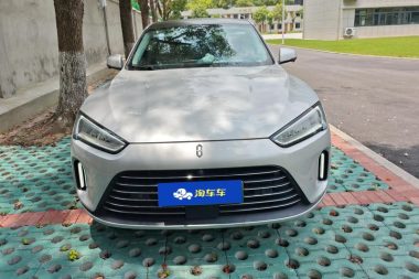 AITO M5 REEV RWD Standard — фото 2