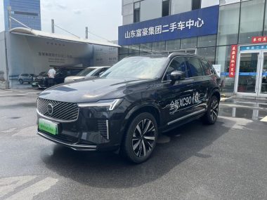 Volvo XC90 2025, фото 1