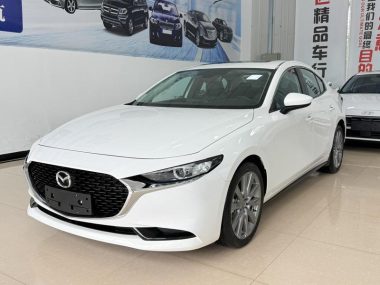 Mazda 3 2022, фото 1
