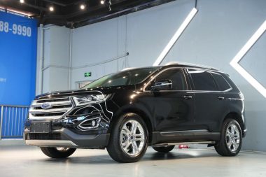 Ford Edge 2018, фото 1