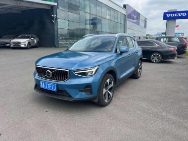 Volvo XC40 2024, фото 1