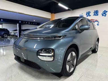 Baojun Yunduo 2024, фото 1
