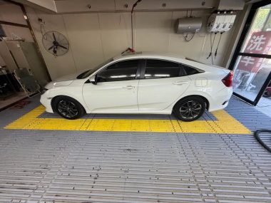 Honda Civic 180TURBO CVT VI — фото 3