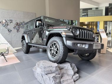 Jeep Wrangler 2.0T — фото 3