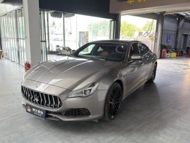 Maserati Quattroporte 2023, фото 1