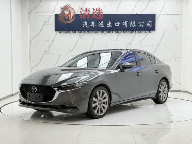 Mazda 3 2022, фото 1