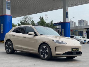 AITO M5 EV RWD Standard — фото 3