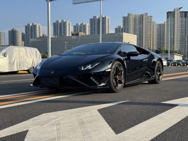 Lamborghini Huracán 2021, фото 1
