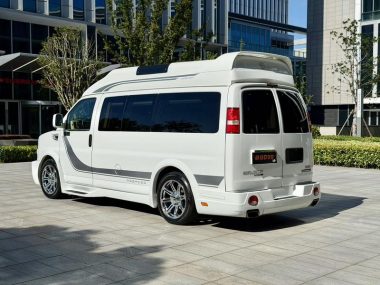 GMC Savana 5.3L 7 — фото 4