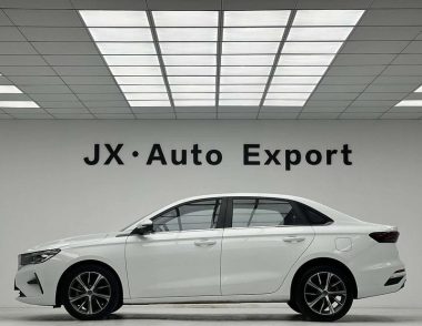 Geely Emgrand 4 1.5L CVT — фото 4