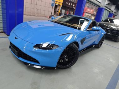Aston Martin Vantage 2021, фото 1