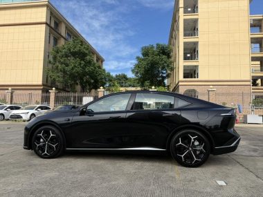 Deepal SL03 Facelift 140 REEV Elite — фото 4