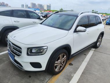 Mercedes-Benz GLB 2020, фото 1