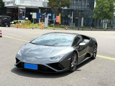 Lamborghini Huracán 2020, фото 1