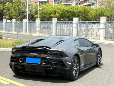 Lamborghini Huracán EVO RWD — фото 3