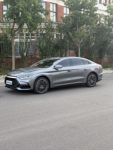 BYD Han DM-i 2022, фото 1