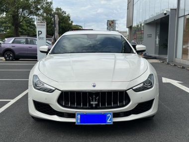 Maserati Ghibli 2.0T GT — фото 2