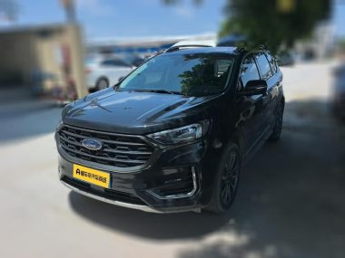 Ford Edge 2022, фото 1