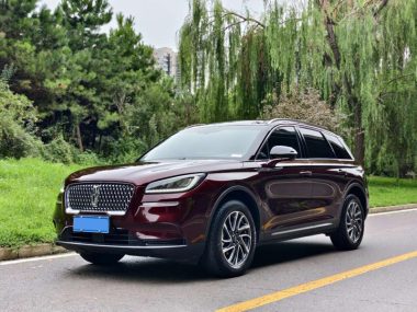 Lincoln Corsair 2022, фото 1