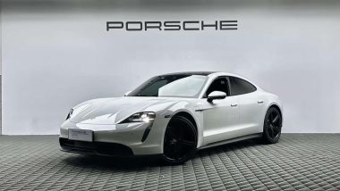 Porsche Taycan 2022, фото 1