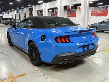 Ford Mustang 2.3T EcoBoost Convertible Sport — фото 4