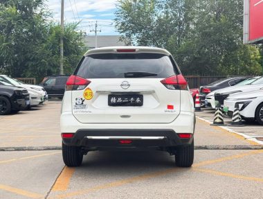 Nissan X-Trail 2.0L 2WD Smart Connected Premium — фото 3