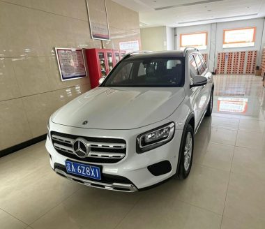 Mercedes-Benz GLB 2020, фото 1