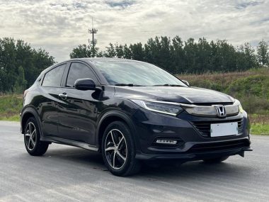 Honda Vezel 1.5L CVT Luxury — фото 3