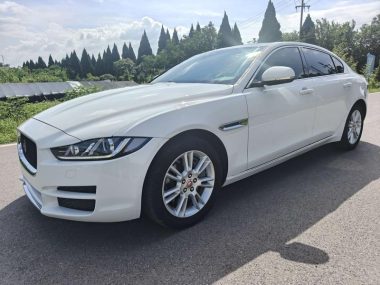Jaguar XEL 2018, фото 1