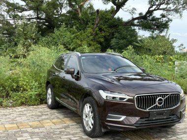 Volvo XC60 T5 4WD Zhiyi Luxury — фото 3
