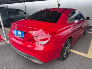 Mercedes-Benz CLA (Import) CLA 200 Dynamic — фото 4