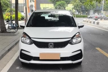 Honda Fit 1.5L CVT Trend Enjoy — фото 2