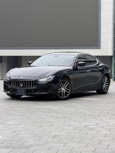 Maserati Ghibli 2018, фото 1