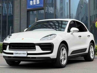 Porsche Macan 2022, фото 1