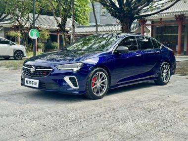 Buick Regal 2021, фото 1