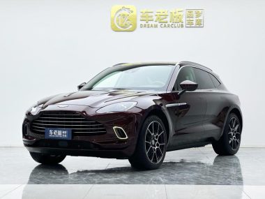 Aston Martin DBX 2021, фото 1