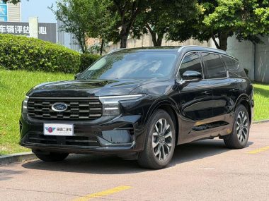 Ford Edge 2026, фото 1
