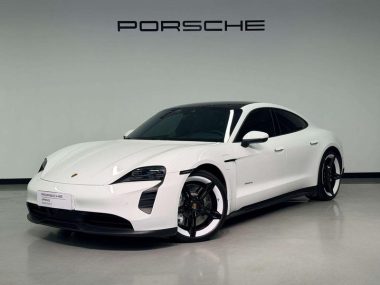 Porsche Taycan 2021, фото 1