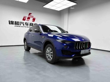 Maserati Levante 3.0T Classic — фото 3