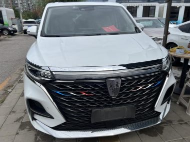 Roewe iMAX8 400TGI — фото 2