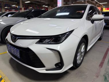 Toyota Corolla 2021, фото 1
